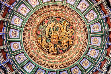 由Marvelous好评发售中的僵尸生存动作游戏《创尸纪》(DEADCRAFT)从今天起开始限时优惠